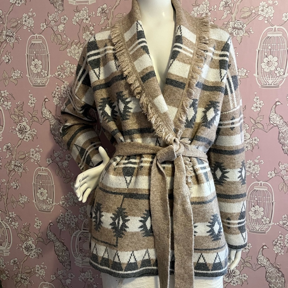 Fringed Beige, ivory and grey Patterned Women's Sweater - Picture 2 of 8